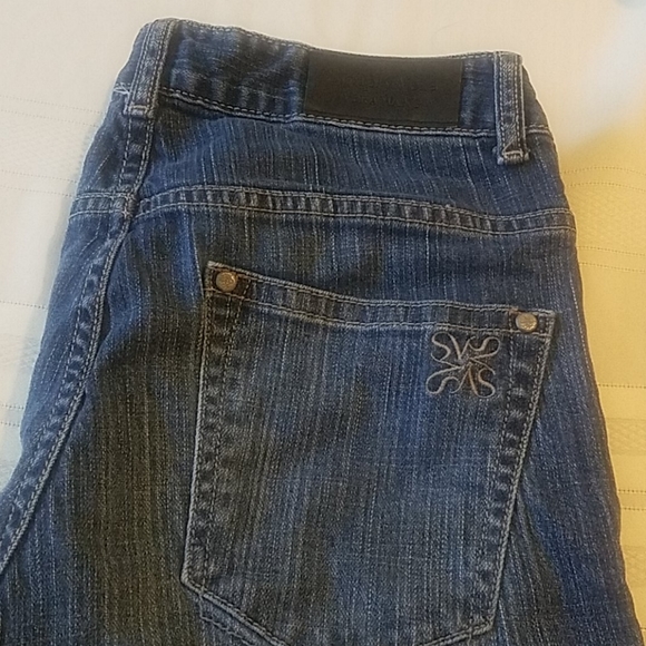 Simple Vera Vera Wang blue jeans - Picture 3 of 6